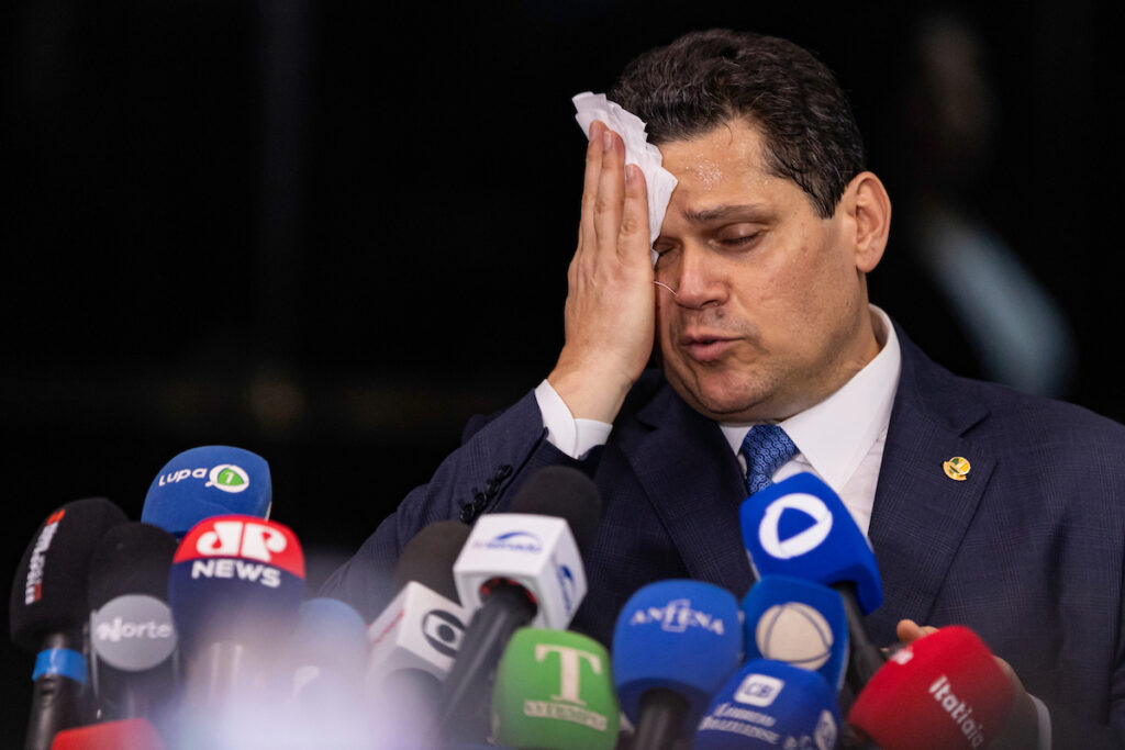 davi-alcolumbre-e-o-pior-presidente-de-senado-que-o-brasil-ja-teve