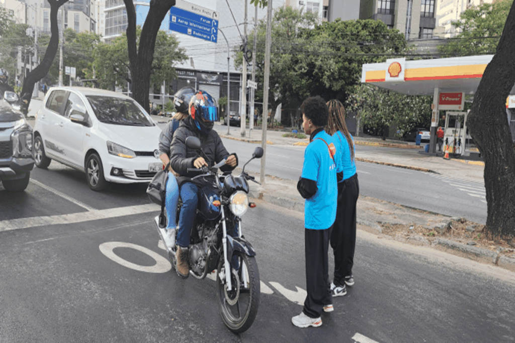 prefeitura-de-bh-regulamenta-mototaxi-por-aplicativo