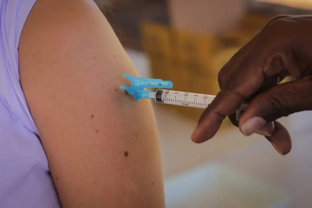 dia-d-tera-113-pontos-de-vacinacao-contra-doencas-respiratorias-no-df