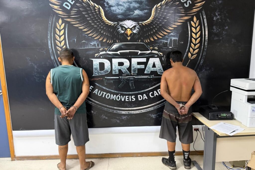 quadrilha-do-rio-sequestrava-vitimas-enquanto-depenava-carros-roubados.-veja-video