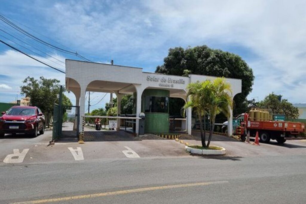 as-reacoes-com-a-volta-de-bolsonaro-para-condominio:-“fim-do-sossego”