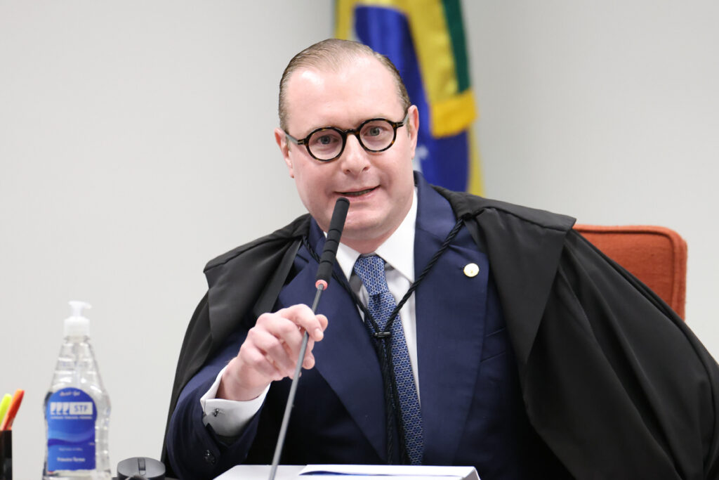 zanin-leva-ao-plenario-fisico-julgamento-sobre-eleicao-indireta-no-rj