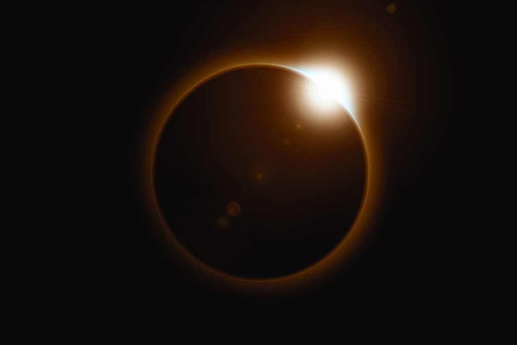 astronomos-explicam-como-e-possivel-prever-eclipses-com-antecedencia