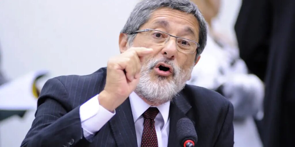 Guerra expõe risco energético do Brasil, diz ex-chefe da Petrobras guerra-expoe-risco-energetico-do-brasil,-diz-ex-chefe-da-petrobras