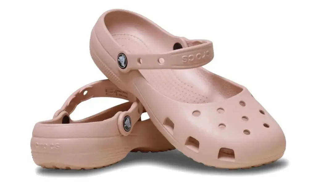 crocs-bailarina-se-torna-um-dos-itens-mais-procurados-do-momento