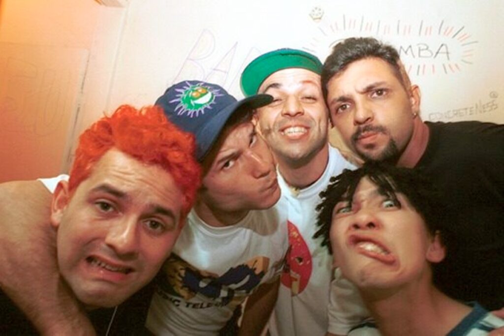 mamonas-assassinas:-qual-a-causa-do-acidente-que-matou-os-integrantes?