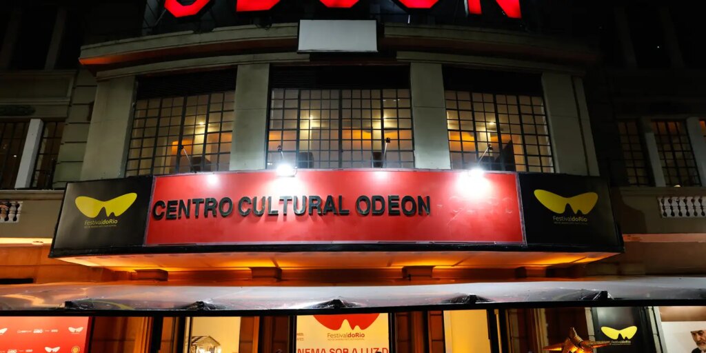Aos 100 anos, Odeon representa resistência do cinema de rua no Rio aos-100-anos,-odeon-representa-resistencia-do-cinema-de-rua-no-rio