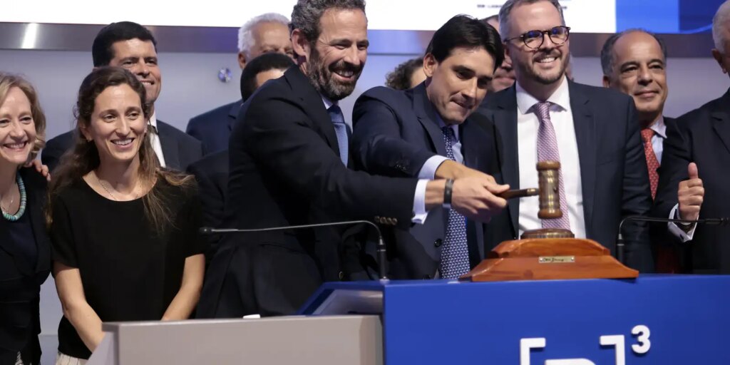 Galeão é arrematado por R$ 2,9 bilhões pela espanhola Aena galeao-e-arrematado-por-r$-2,9-bilhoes-pela-espanhola-aena