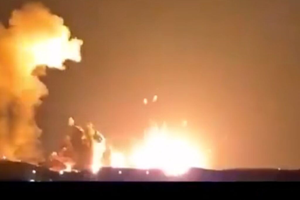 trump-compartilha-video-de-explosao-em-deposito-de-municoes-iranianas