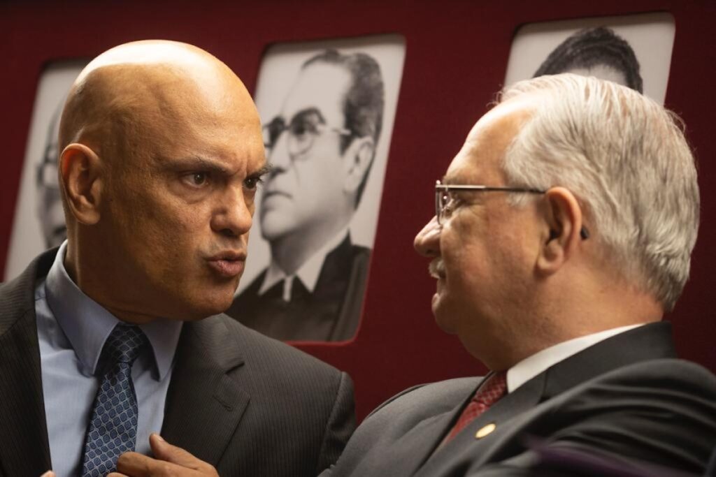 fachin-diz-que-tratou-com-moraes-sobre-fim-do-inquerito-das-fake-news