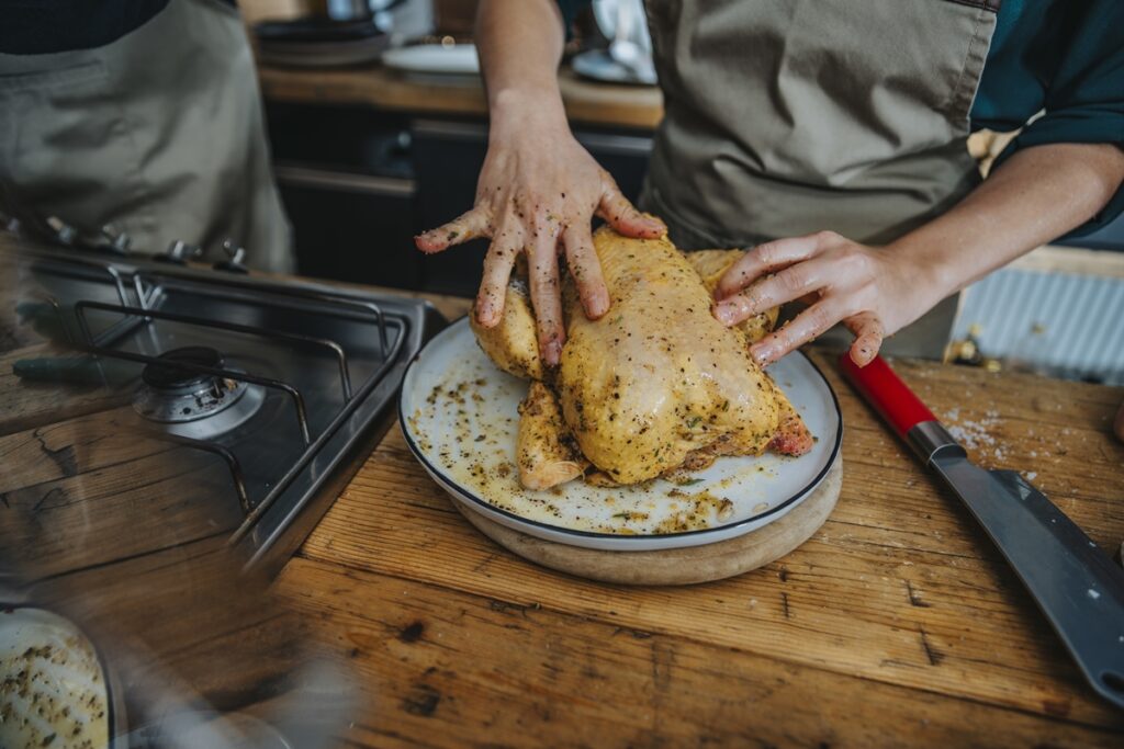 segredo-da-marinada:-chef-revela-dicas-para-um-frango-perfeito