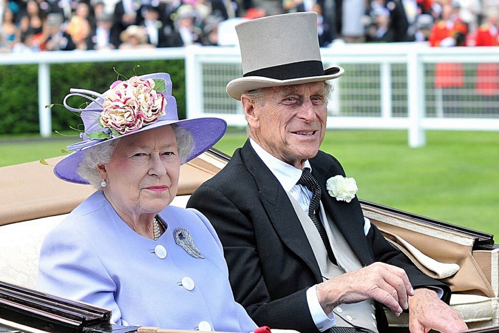 livro-expoe-causa-mortis-de-philip-e-relacao-“complicada”-com-a-rainha