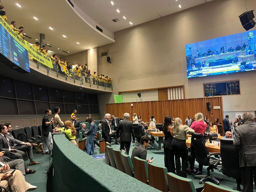 colchao-e-jogo-do-brasil:-espera-de-pl-provoca-falas-inusitadas-na-cldf