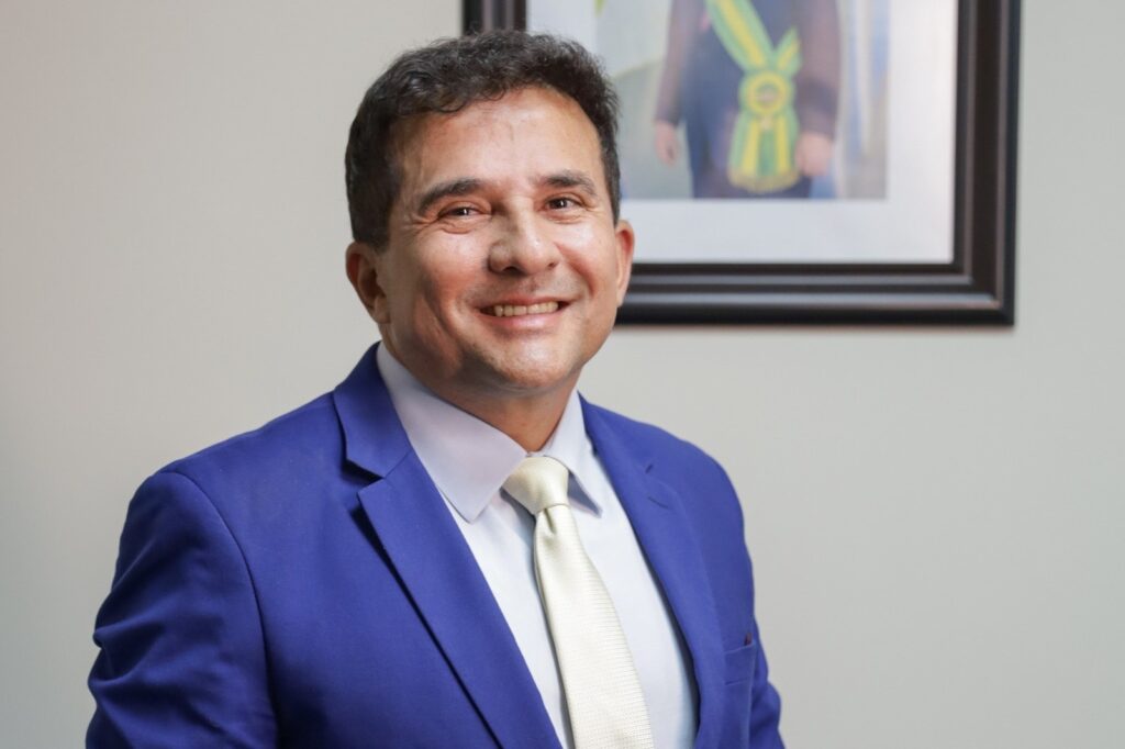 paulo-cordeiro-assume-ministerio-do-esporte-apos-saida-de-fufuca