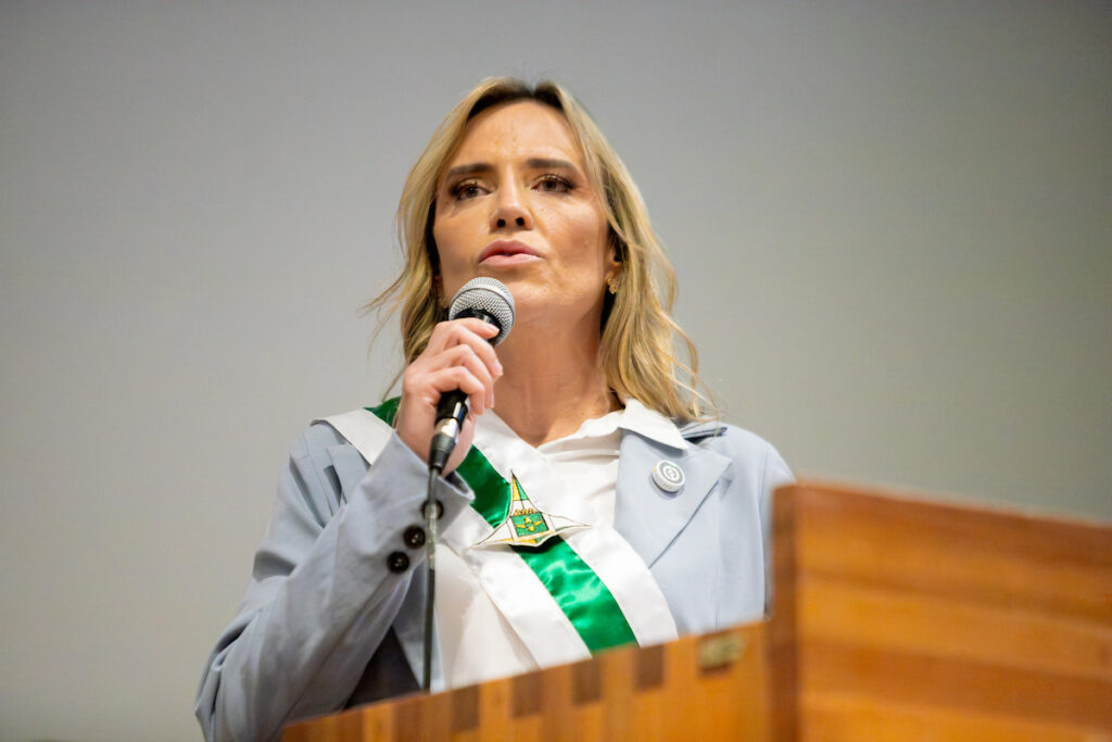 celina-retira-serrinha-do-paranoa-do-plano-de-capitalizacao-do-brb