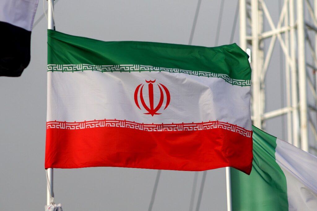 ira-desmente-trump-e-nega-que-tenha-pedido-cessar-fogo