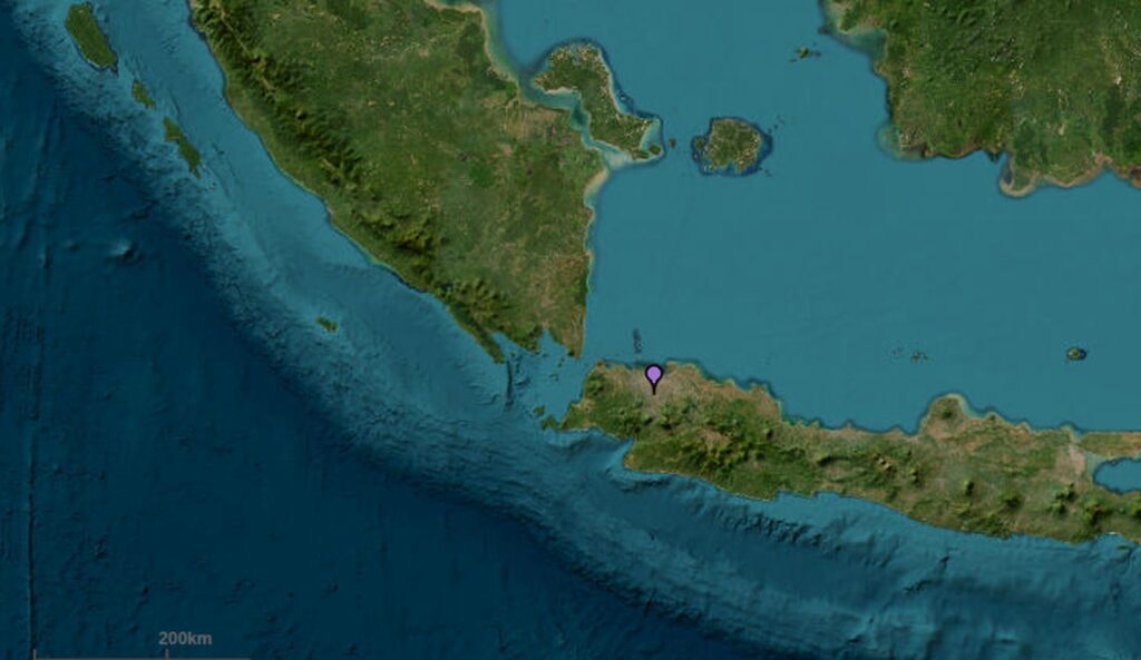alerta-de-tsunami-e-emitido-apos-terremoto-atingir-a-indonesia