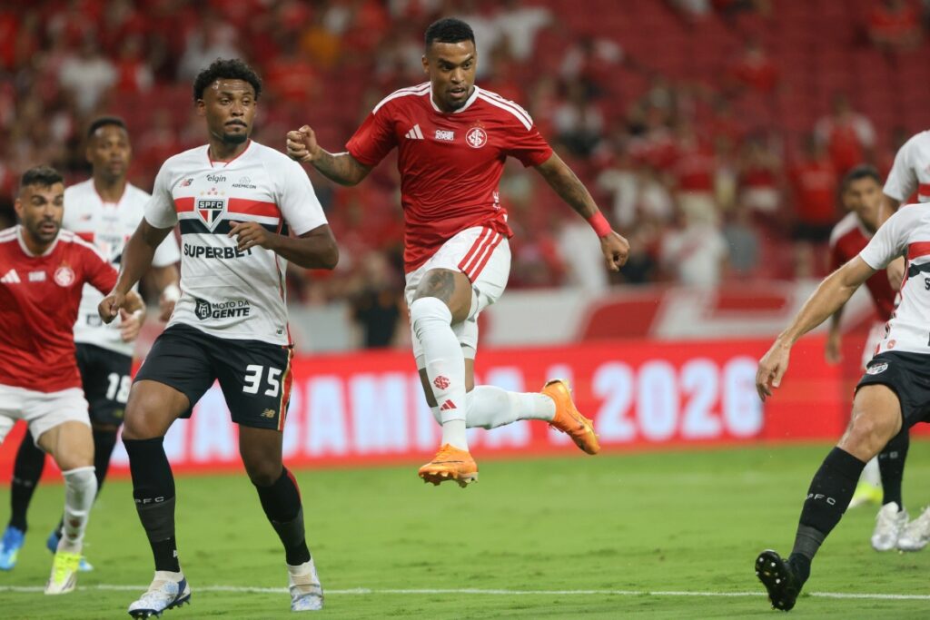 brasileirao:-internacional-e-sao-paulo-empatam-em-1-x-1-no-beira-rio