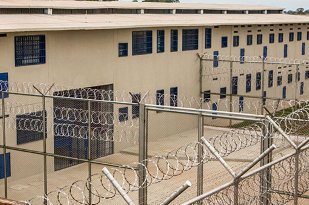 defensoria:-exame-criminologico-trava-sistema-e-empaca-saida-de-presos