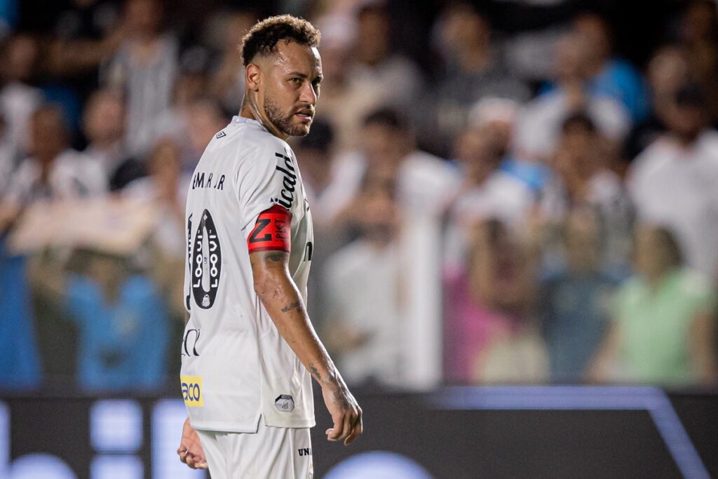 santos-x-remo:-onde-assistir-ao-duelo-direto-no-z-4-do-brasileirao