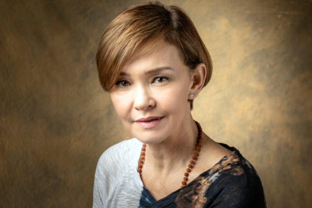 saiba-detalhes-do-golpe-sofrido-pela-atriz-julia-lemmertz