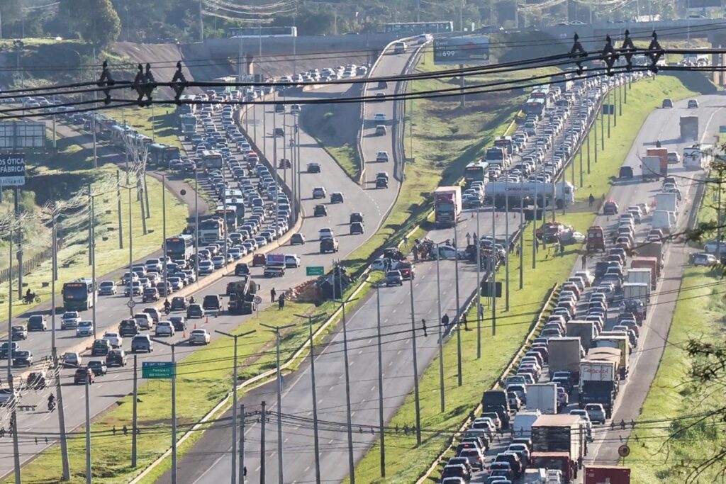 nova-medida-vai-agilizar-a-liberacao-de-transito-apos-acidentes-no-df