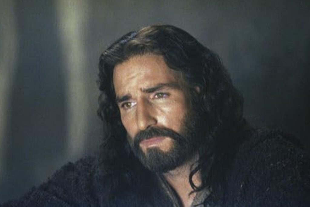 a-paixao-de-cristo:-jim-caviezel-sofreu-3-acidentes-durante-gravacoes