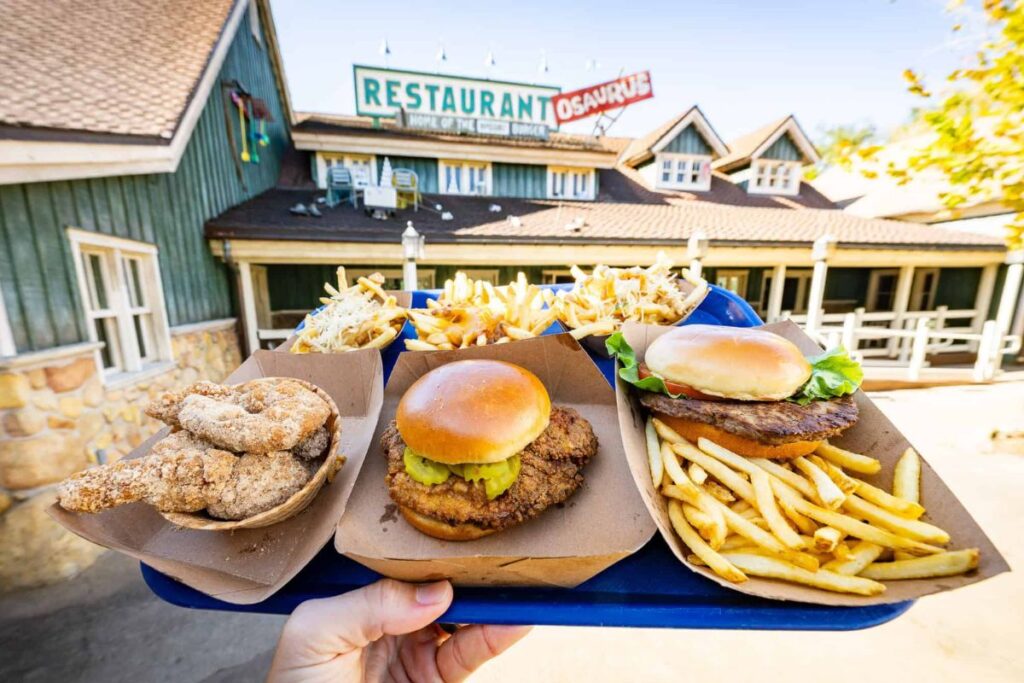 adeus-a-um-classico:-disney-comeca-a-demolir-famoso-restaurante