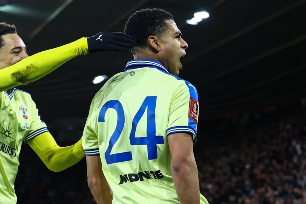 southampton-surpreende,-vence-o-arsenal-e-vai-a-semifinal-da-fa-cup