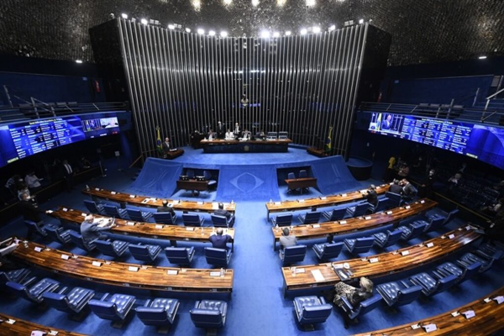 senado-gastou-r$-2,5-milhoes-com-passagens-de-executiva-para-senadores