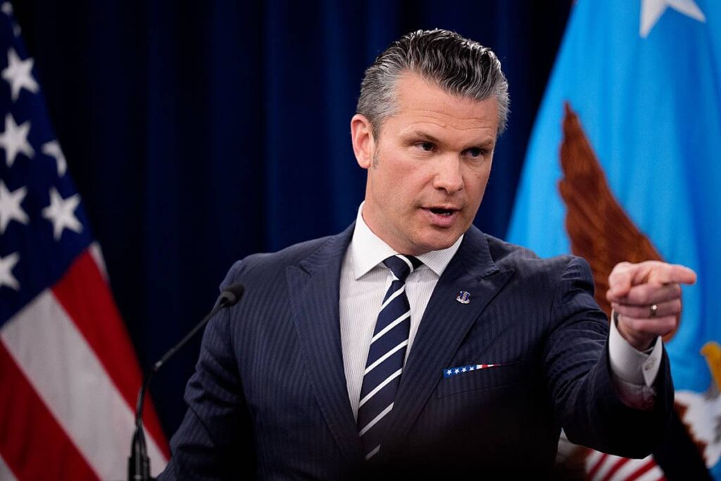 pete-hegseth-ameaca-ira-por-fim-da-guerra:-“escolha-com-cuidado”