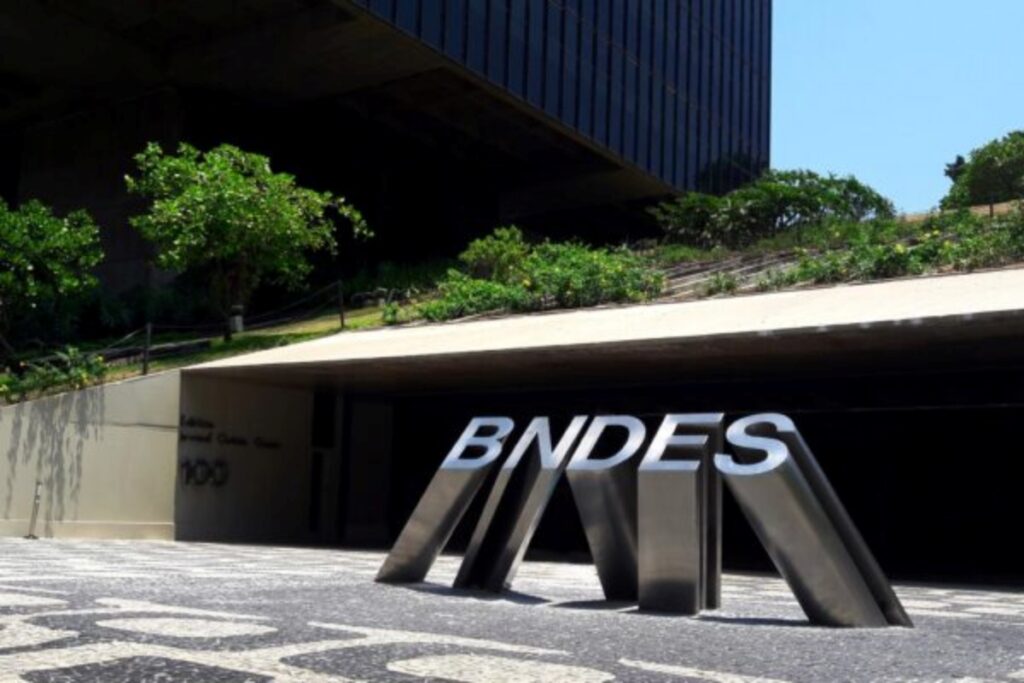 bndes-rompeu-operacoes-com-brb-apos-indicios-de-irregularidades