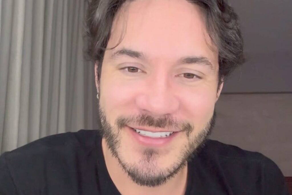 eliezer-reage-apos-ser-criticado-por-atitude-em-video-religioso