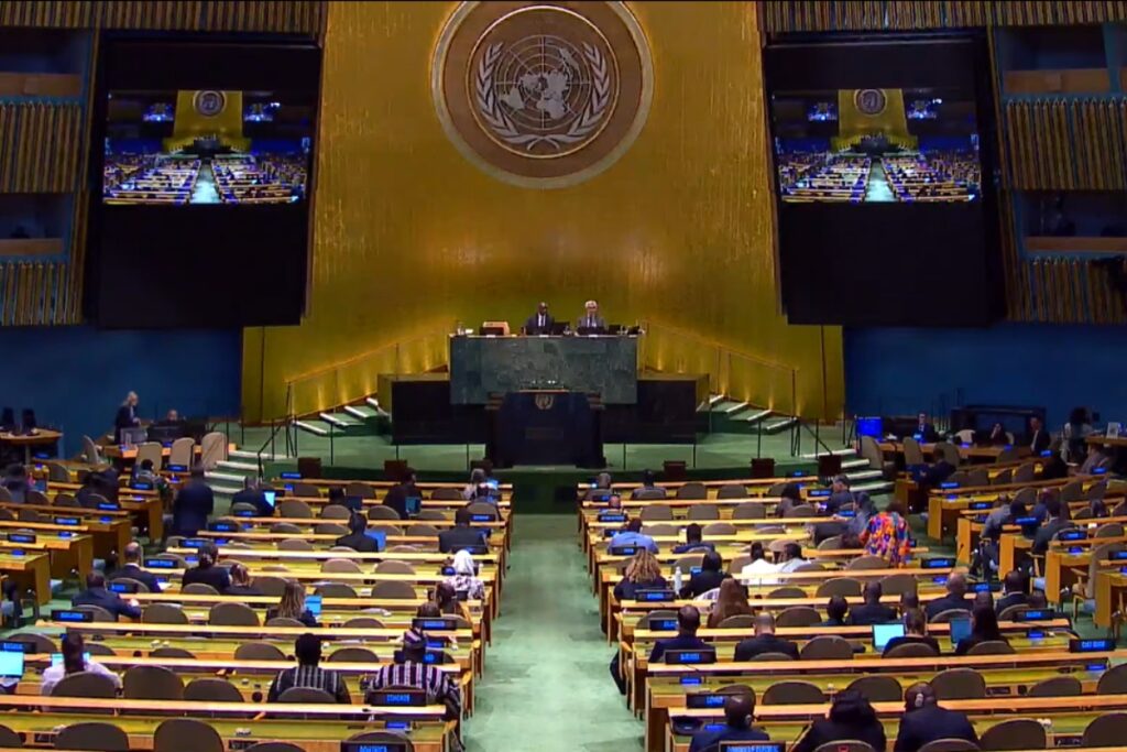 com-vetos-de-china-e-russia,-conselho-de-seguranca-da-onu-rejeita-uso-de-forca-para-reabrir-ormuz