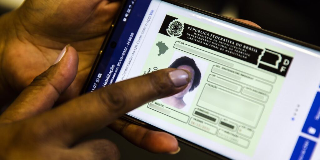 Entidades médicas criticam renovação de CNH sem exame de aptidão entidades-medicas-criticam-renovacao-de-cnh-sem-exame-de-aptidao