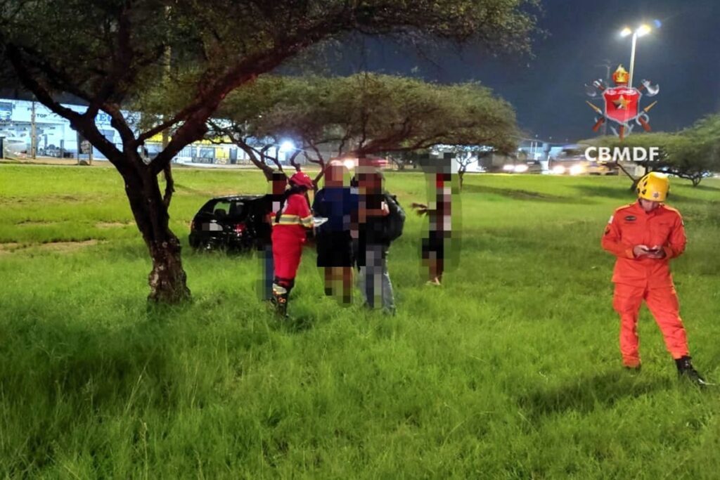 motorista-mata-homem-atropelado,-perde-controle-e-bate-carro-em-arvore