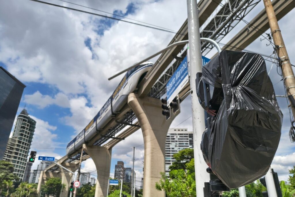 linha-17:-entorno-de-estacoes-do-monotrilho-e-desafio-para-pedestres