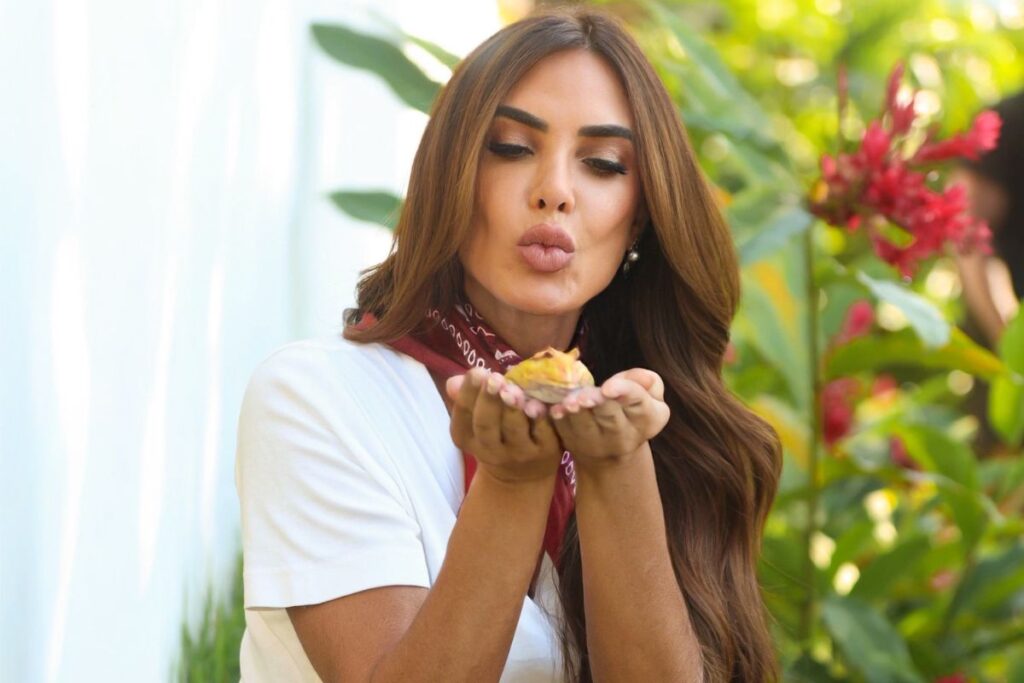 nicole-bahls-adota-sapo-e-da-nome-de-famoso;-especialistas-analisam