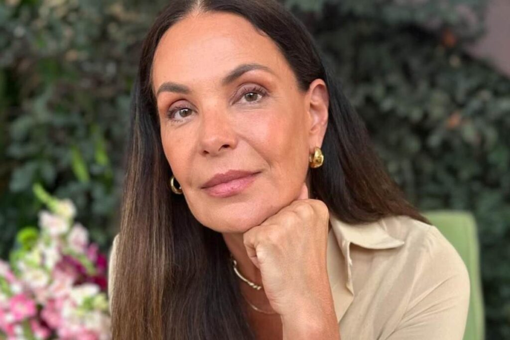 veja-nota-da-record-sobre-saida-de-carolina-ferraz-de-programa