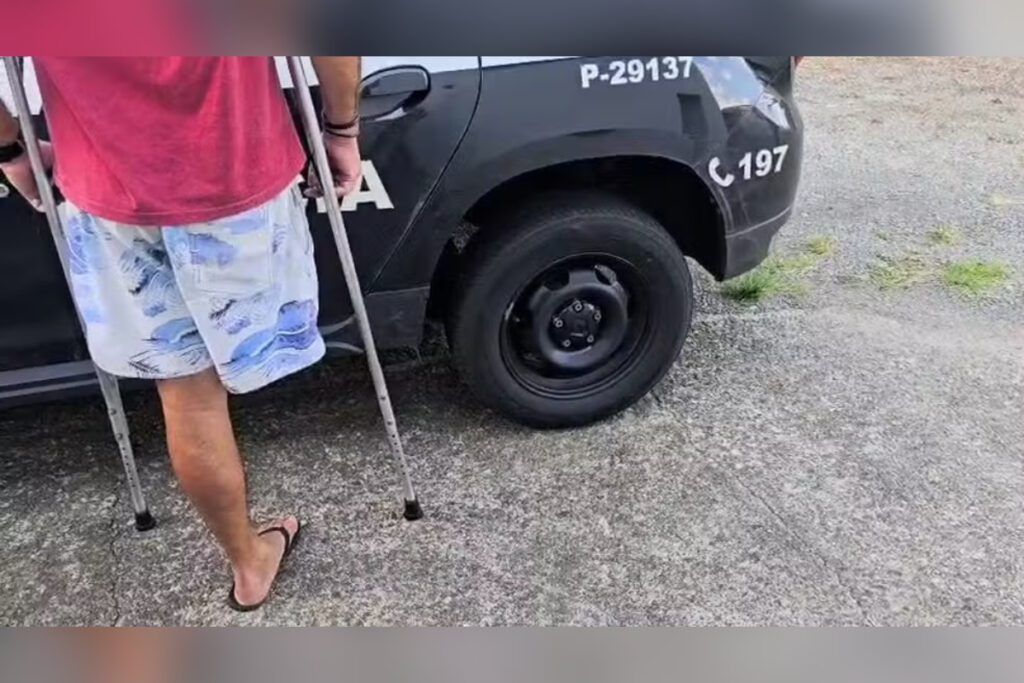 homem-e-preso-apos-agredir-esposa-com-chute:-“foi-brincadeira”