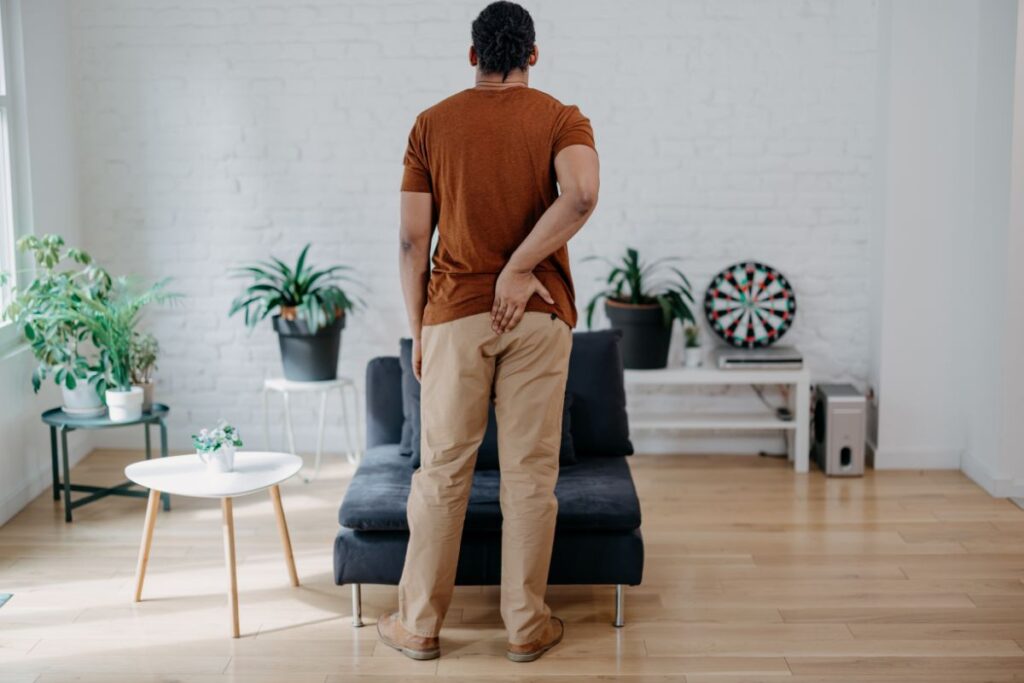 incomodo-no-“cofrinho”?-saiba-o-que-e-cisto-pilonidal