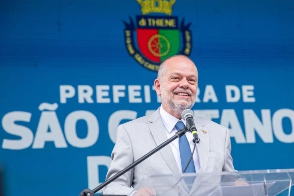 tarcisio-chama-prefeito-expulso-do-pl-para-se-filiar-ao-republicanos