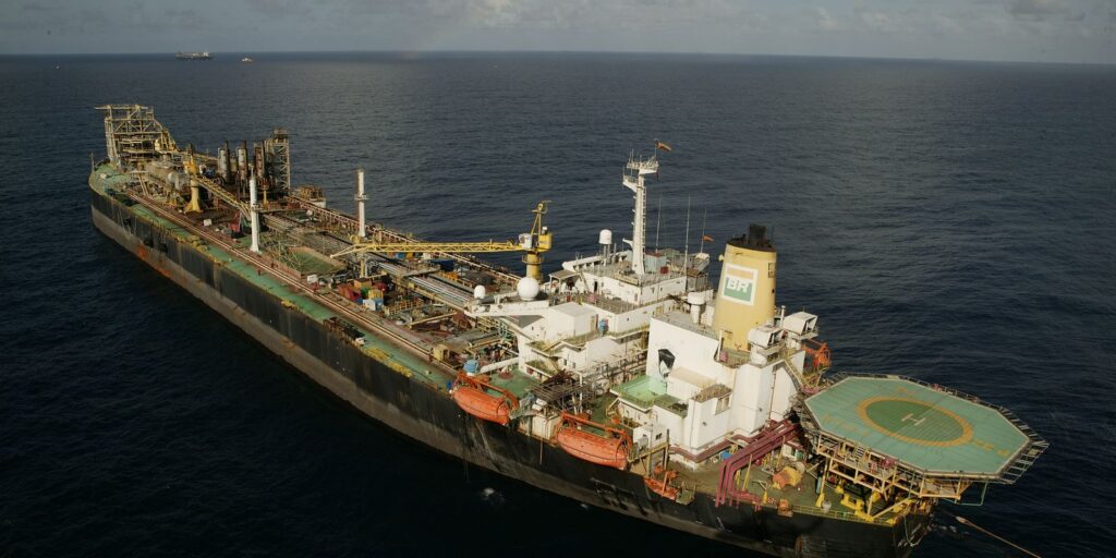 Governo recorre de liminar que barra imposto na exportação de petróleo governo-recorre-de-liminar-que-barra-imposto-na-exportacao-de-petroleo