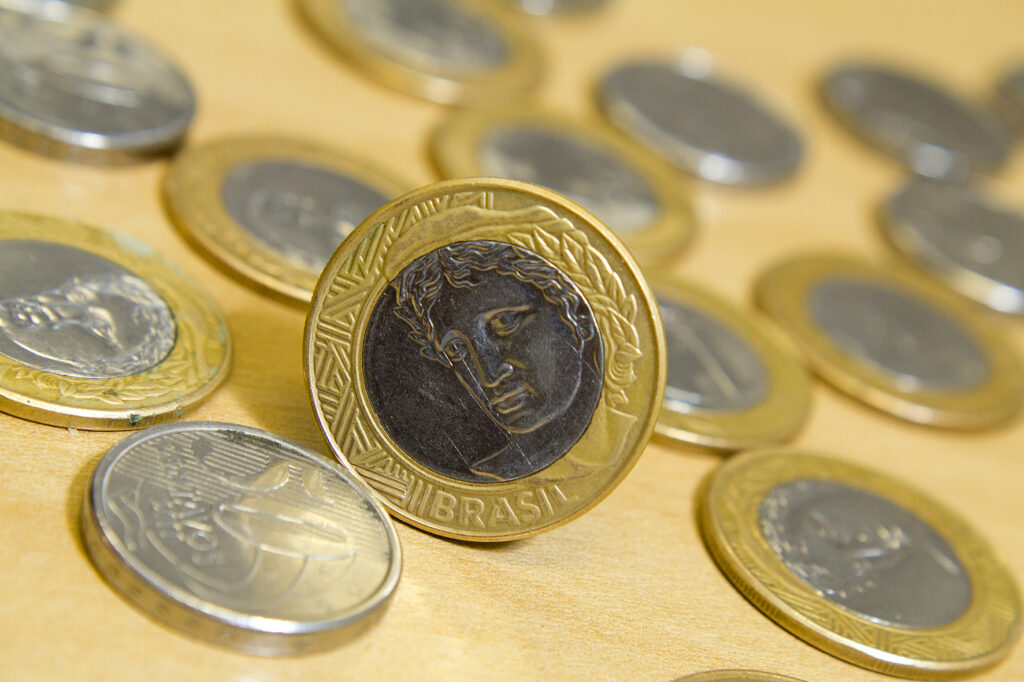 fgts-e-bets-restritas:-os-planos-do-governo-para-reduzir-endividamento