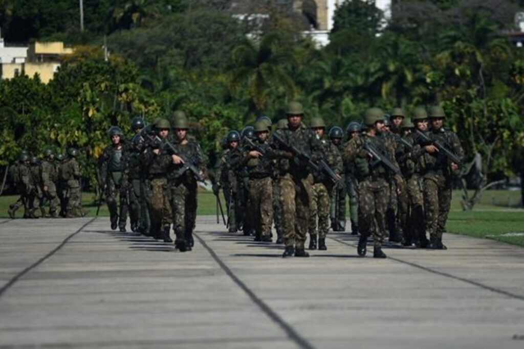 trama-golpista:-exercito-prende-3-militares-condenados-no-nucleo-4;-2-estao-foragidos