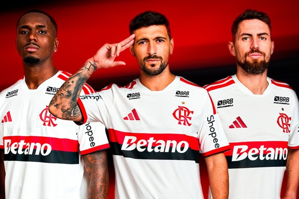 flamengo-apresenta-uniforme-branco-para-a-temporada-de-2026;-confira