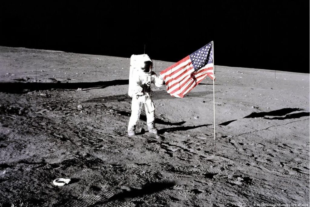 saiba-o-que-aconteceu-com-as-bandeiras-dos-eua-na-lua
