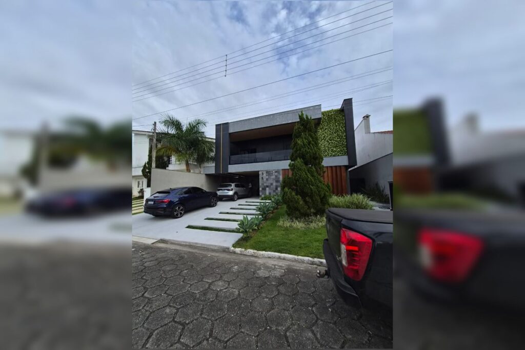 grupo-do-“workshop-do-fuzil”-ostentava-dinheiro-do-trafico-com-luxo.-veja-video