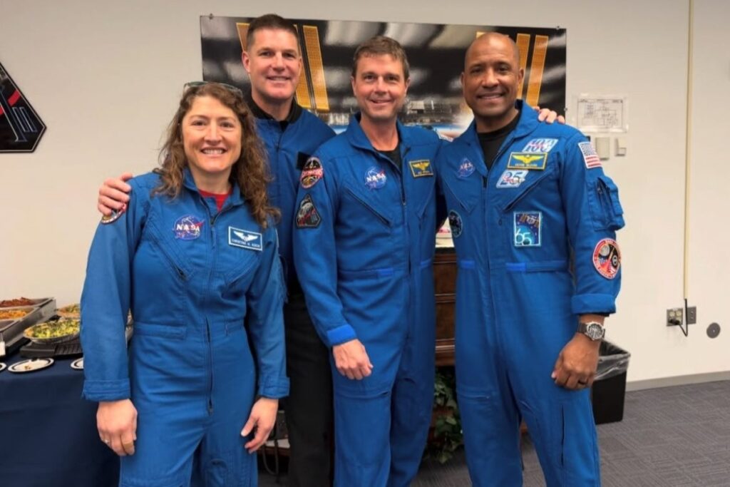 volta-da-artemis-ii:-saiba-como-acompanhar-o-retorno-dos-astronautas