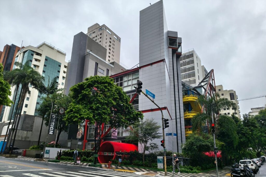 grupo-promove-“desenhaco”-contra-destombamento-da-escola-panamericana